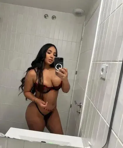 Mia