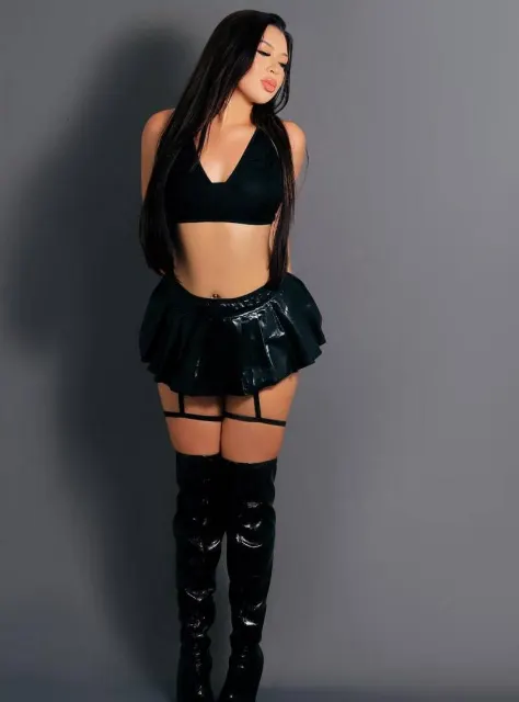 Sabrina chaude